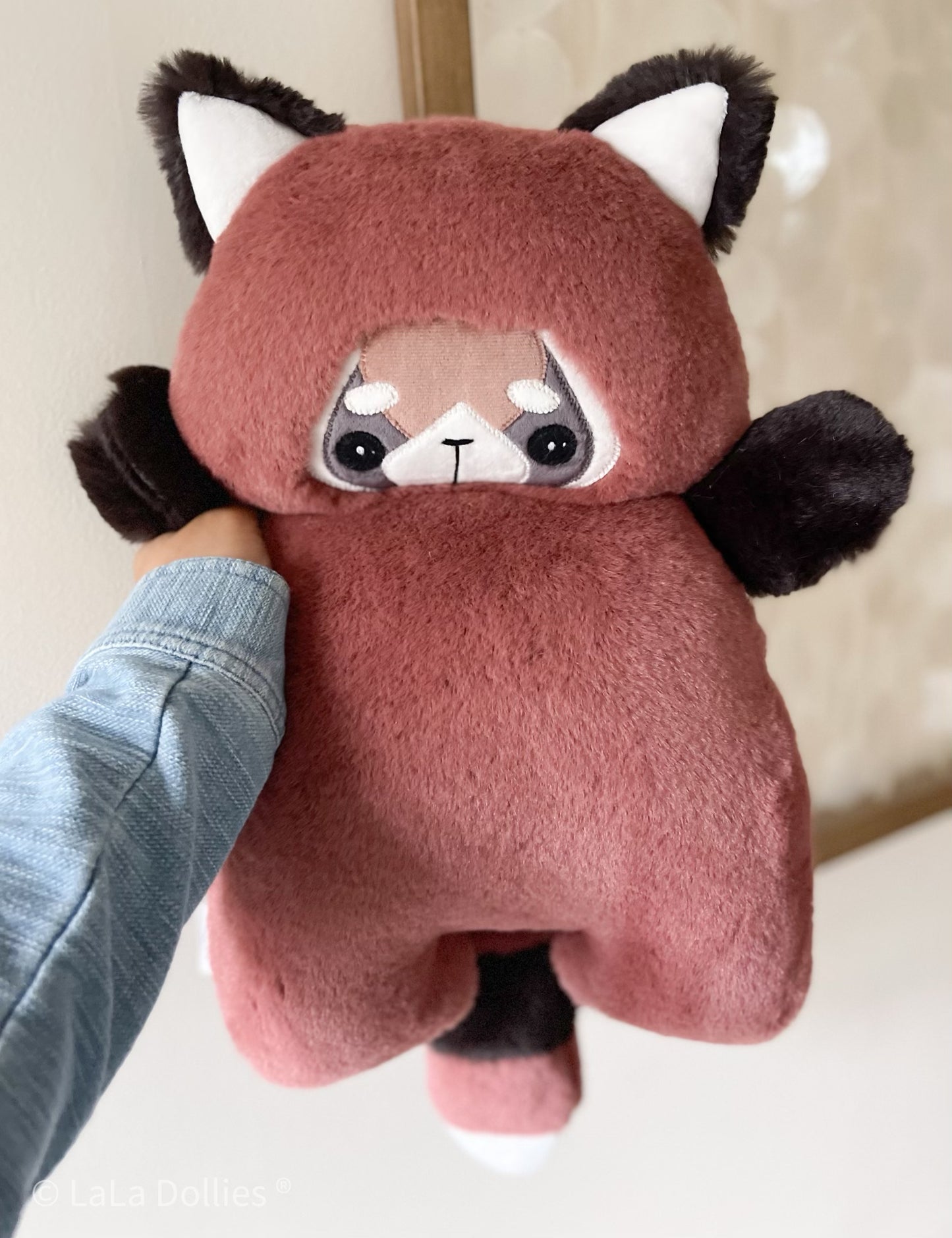 Cedarwood seal, Red Panda 🤩 | LALA DOLLIES ® Exclusive.